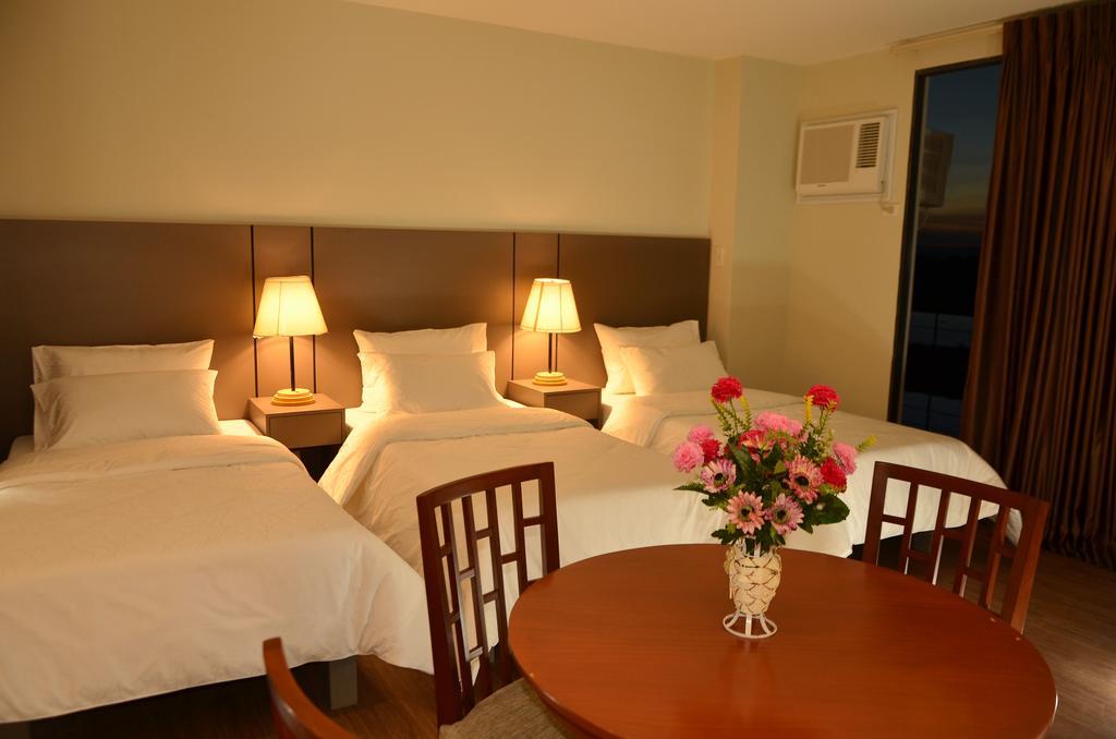 Rivermount Hotel And Resort Sarrat Eksteriør billede